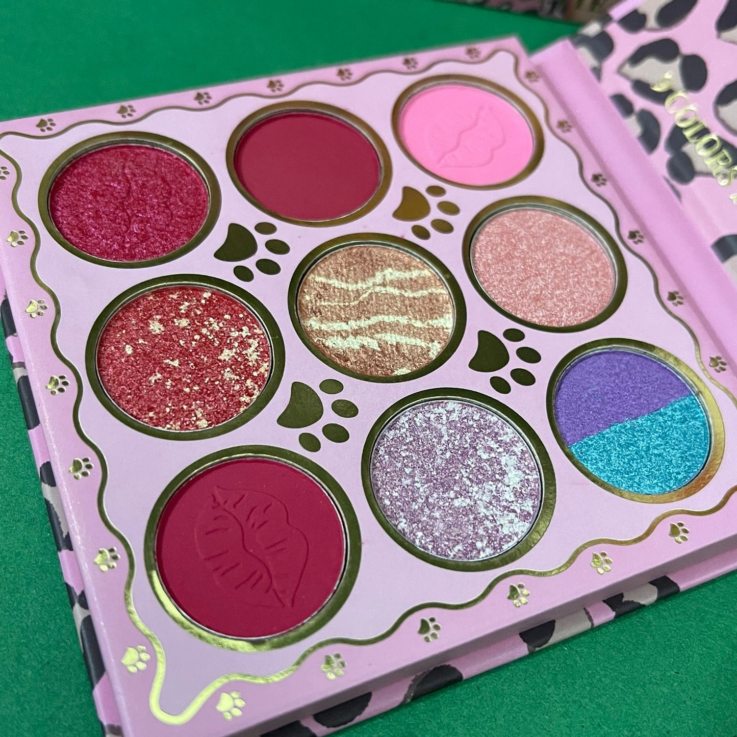 KEVIN&COCO 9 Color Eyeshadow Palette